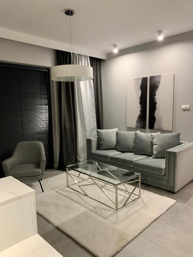Zlota Luxury Apartments Varsóvia Exterior foto
